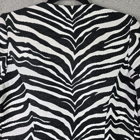 Chicos Zebra Print Knit Blazer Jacket Size 0 Slit Pockets Snap Closure - Picture 6 of 13